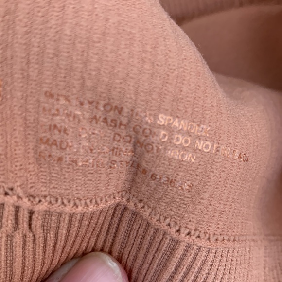 Danskin ribbed bralette size L, removable pads. NWOT. Cinnamon color. - Picture 6 of 6